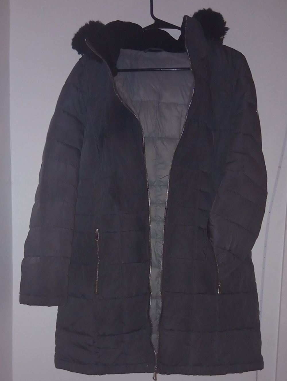 Marc New York Andrew Marc Grey Long Quilted Puffer Coat Faux Fur Trim Size L